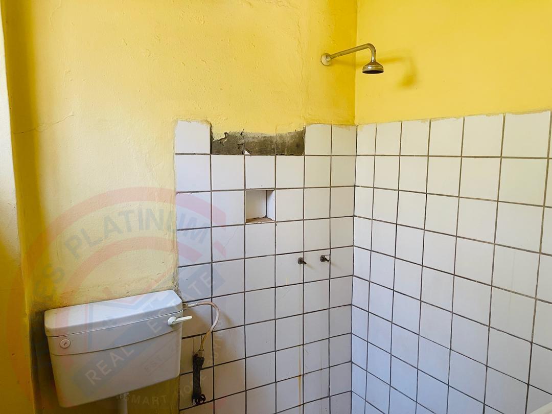 REDUCED TO SELL: Commercial Property in Livingstone