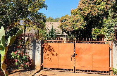 Charming 5 Bedroom House for sale in Livingstone