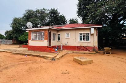 3 bedroom Townhouse for sale in Livingstone