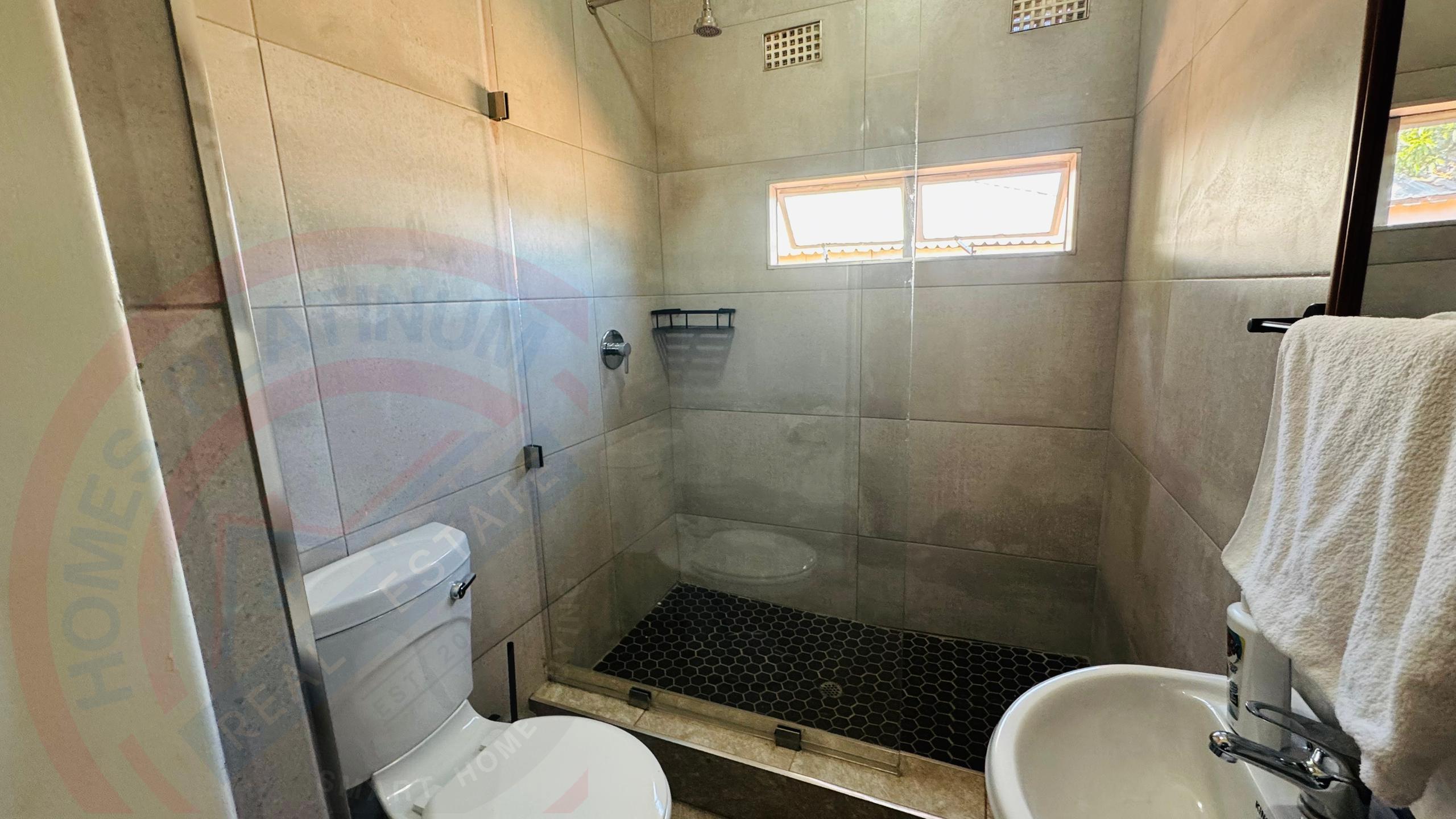 Fully Furnished 3 bedroom for Rent in livingstone