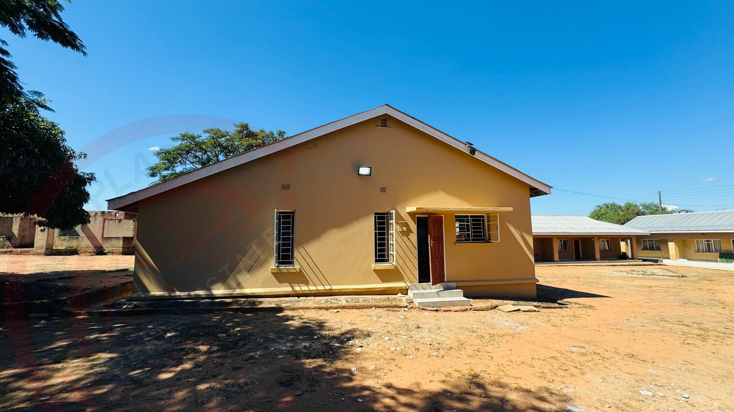 Fully Furnished 3 bedroom for Rent in livingstone