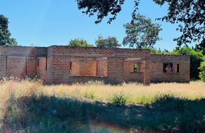 Incomplete 3 bedroom for sale in Livingstone
