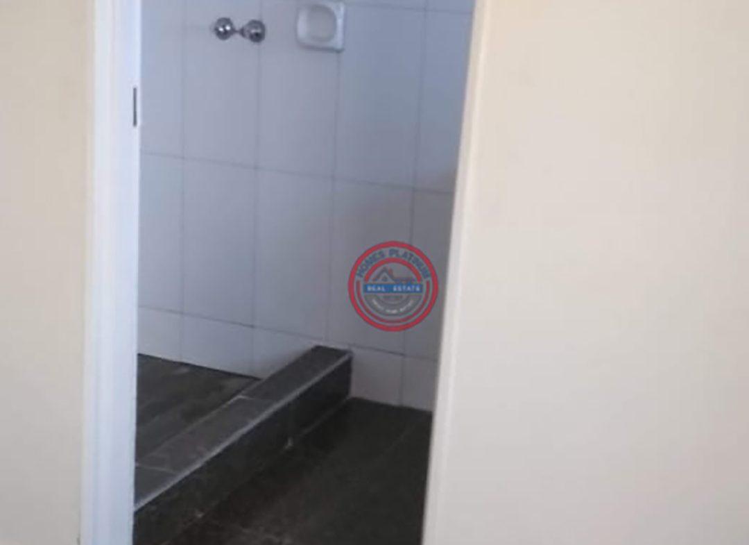 3 Bedroom Flat For Sale In Choma