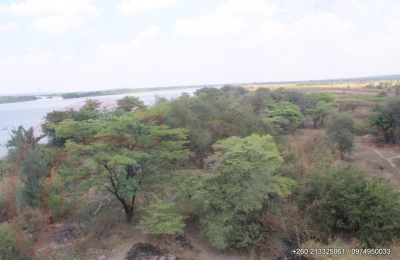 5.8 Ha Zambezi Riverfront For Sale