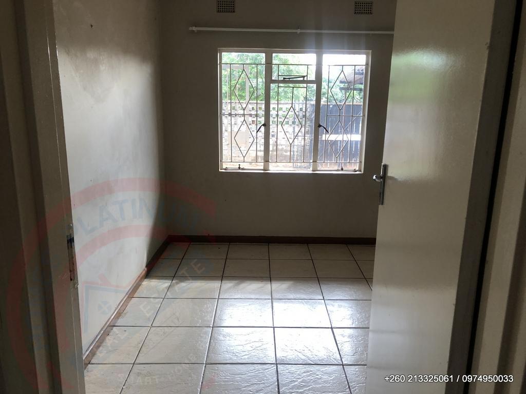 4 Unit Complex In Immaculate Condition For Sale