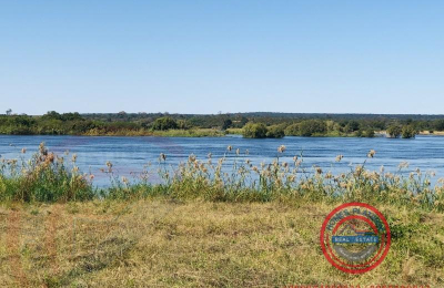Zambezi Riverfront land