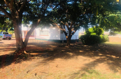 Two Houses for sale in Elaine Brittell