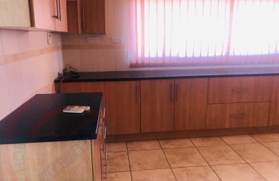 Two Houses for sale in Elaine Brittell
