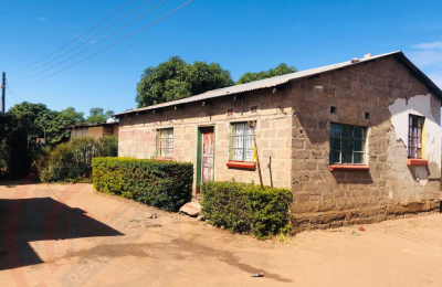 16 Acre Small Holding for sale in Livingstone