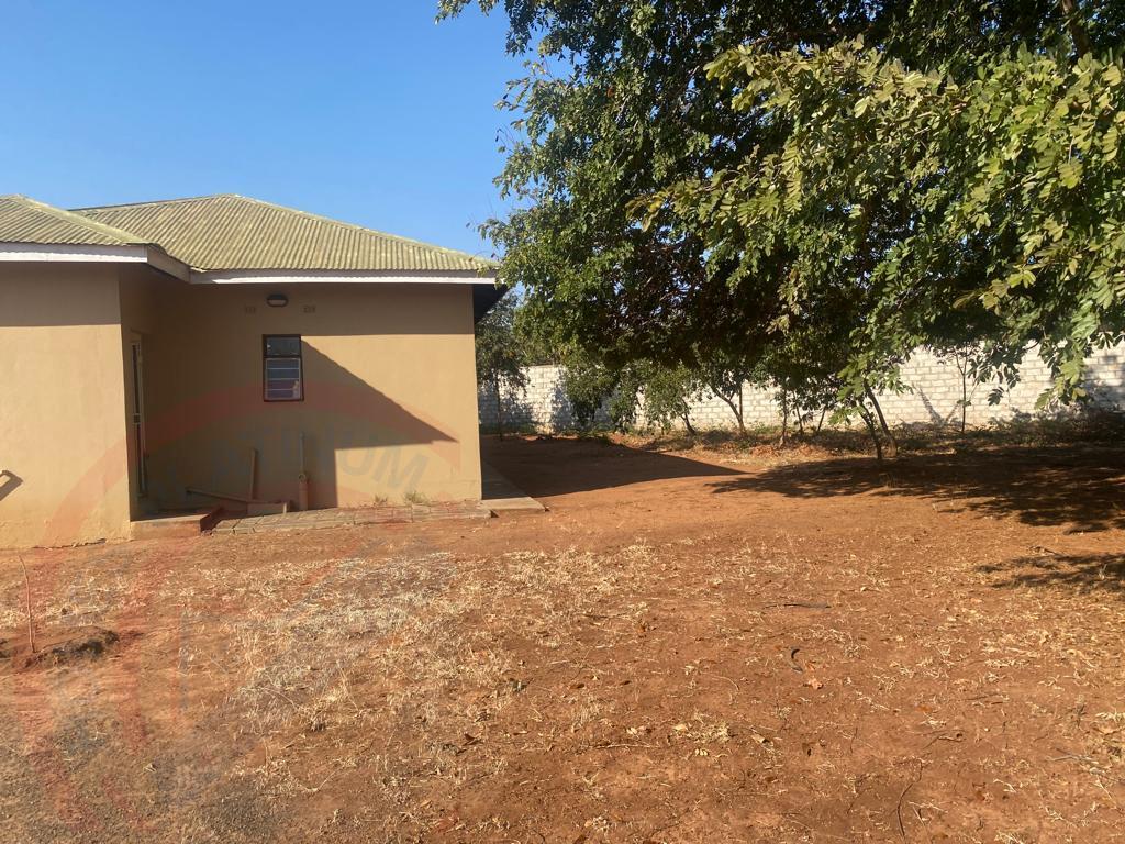 4 Bedroom, 3 Bath House on sale in Livingstone