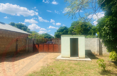 2 Bedroom House for sale in Livingstone
