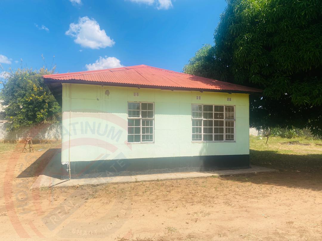 2 Bedroom House for sale in Livingstone