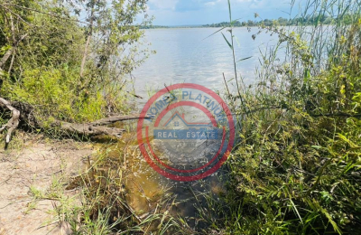 5 Acres Zambezi Water front
