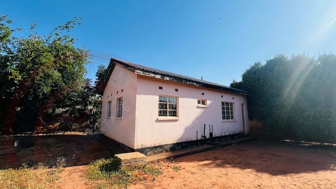 4 bedroom House for sale in Highlands - Livingstone