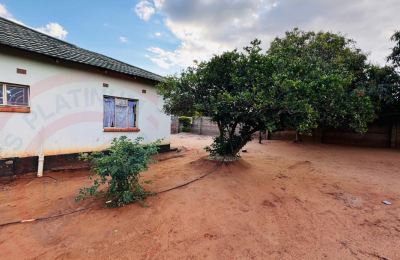 Spacious 3-bedroom house for sale in Livingstone