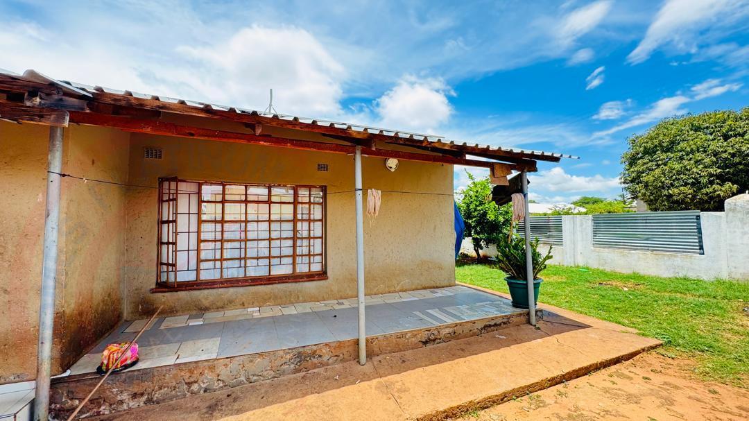3 Bedroom House for Sale in Livingstone