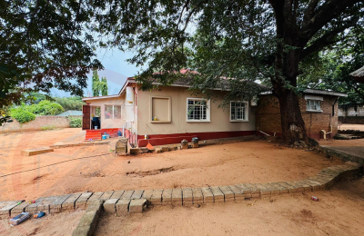 3 bedroom Townhouse for sale in Livingstone