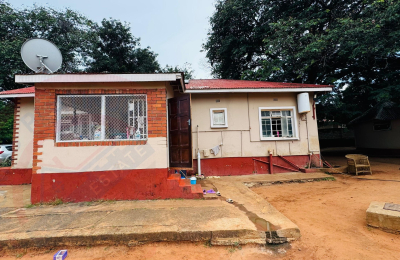 3 bedroom Townhouse for sale in Livingstone
