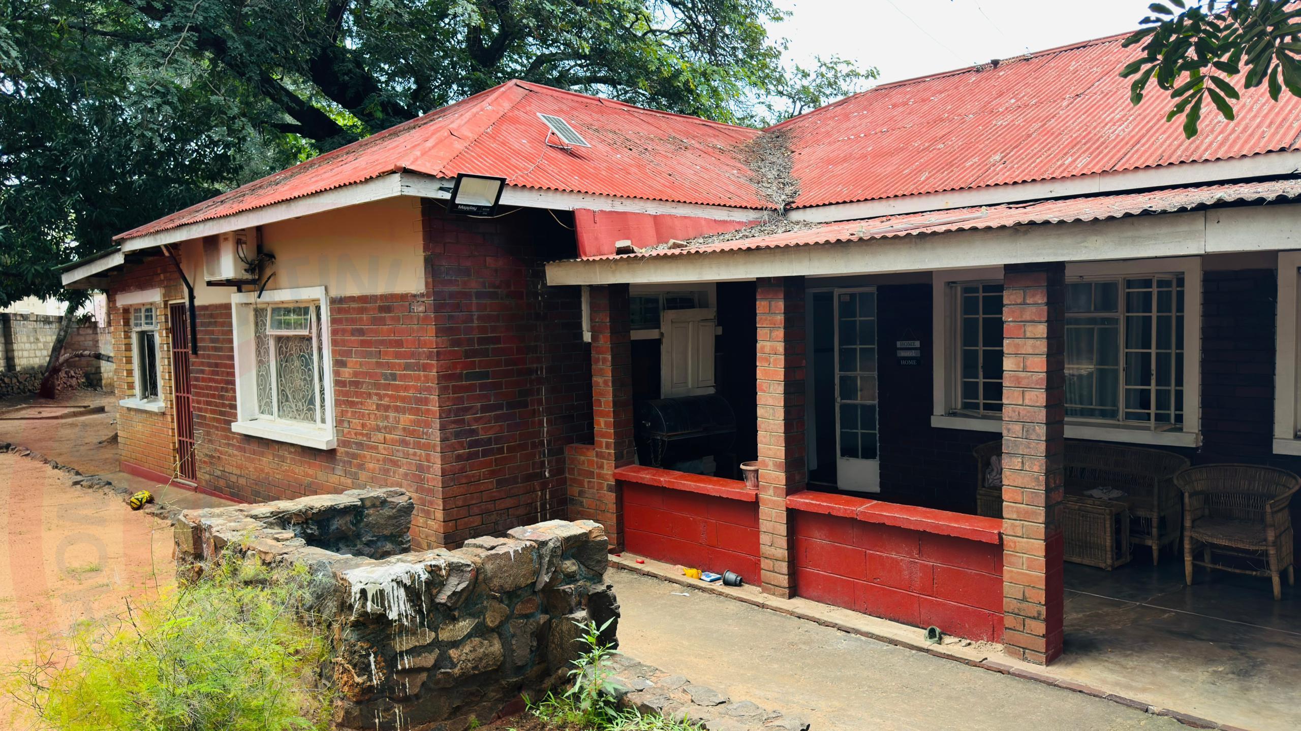3 bedroom Townhouse for sale in Livingstone