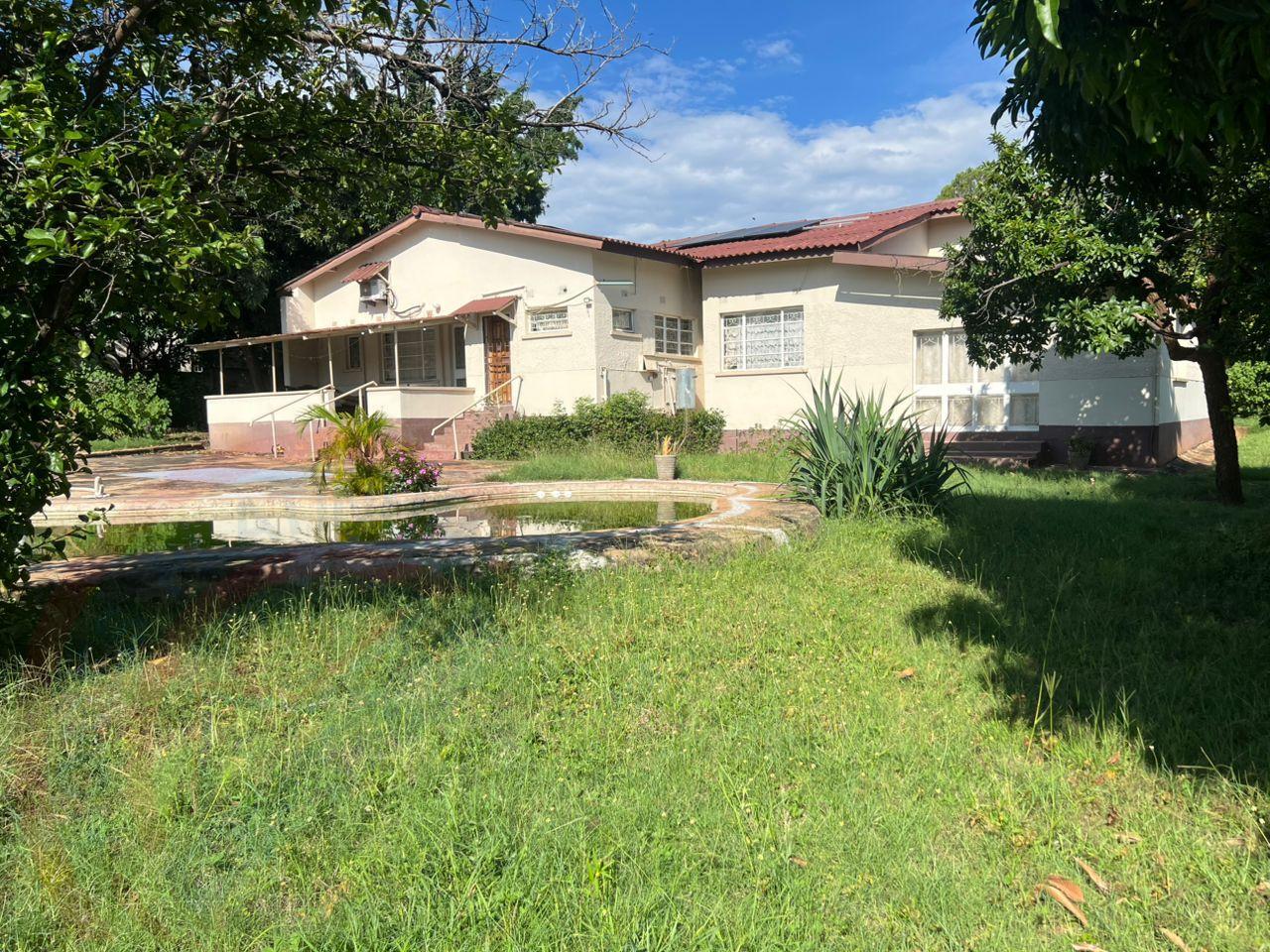 4 Bed House with En-suite in Livingstone