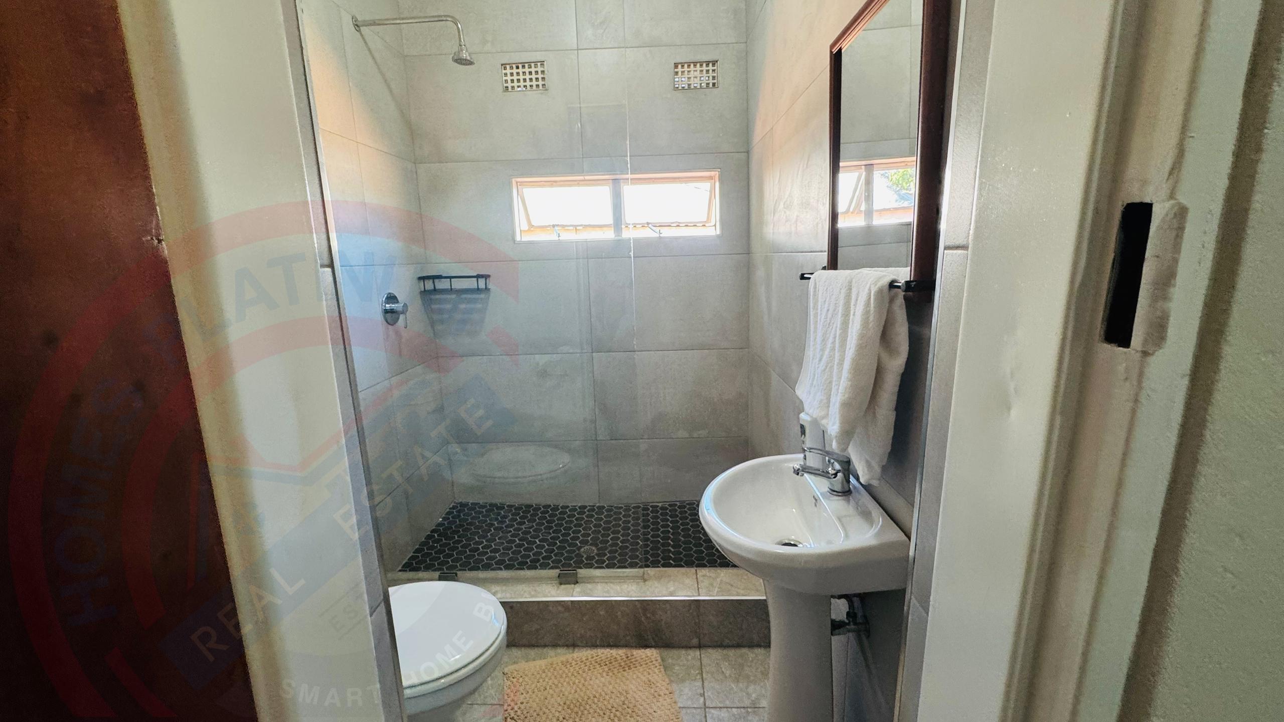 Fully Furnished 3 bedroom for Rent in livingstone