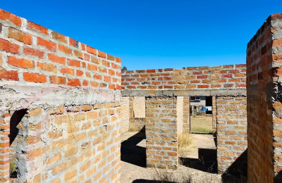 Incomplete 3 bedroom for sale in Livingstone