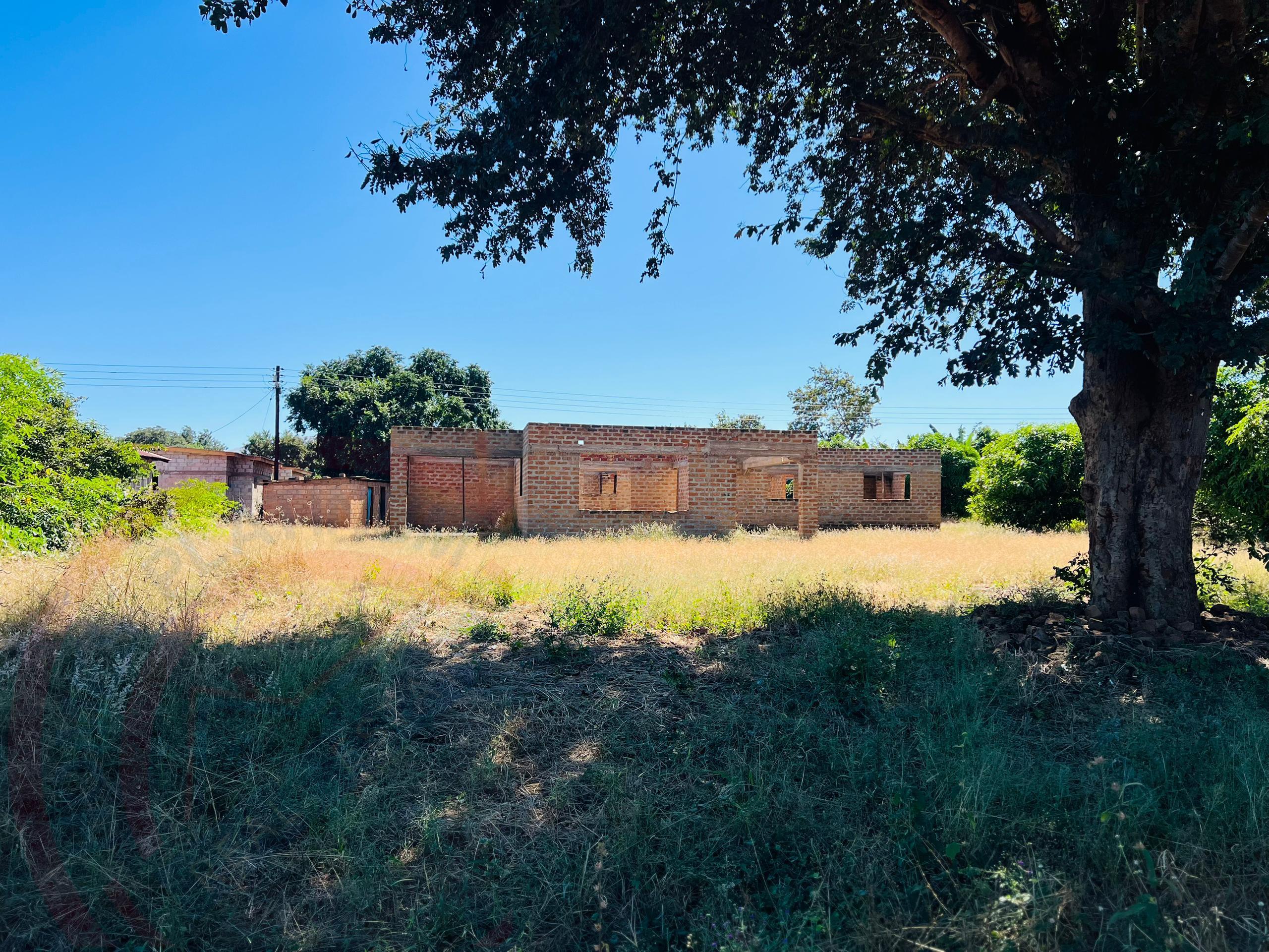 Incomplete 3 bedroom for sale in Livingstone
