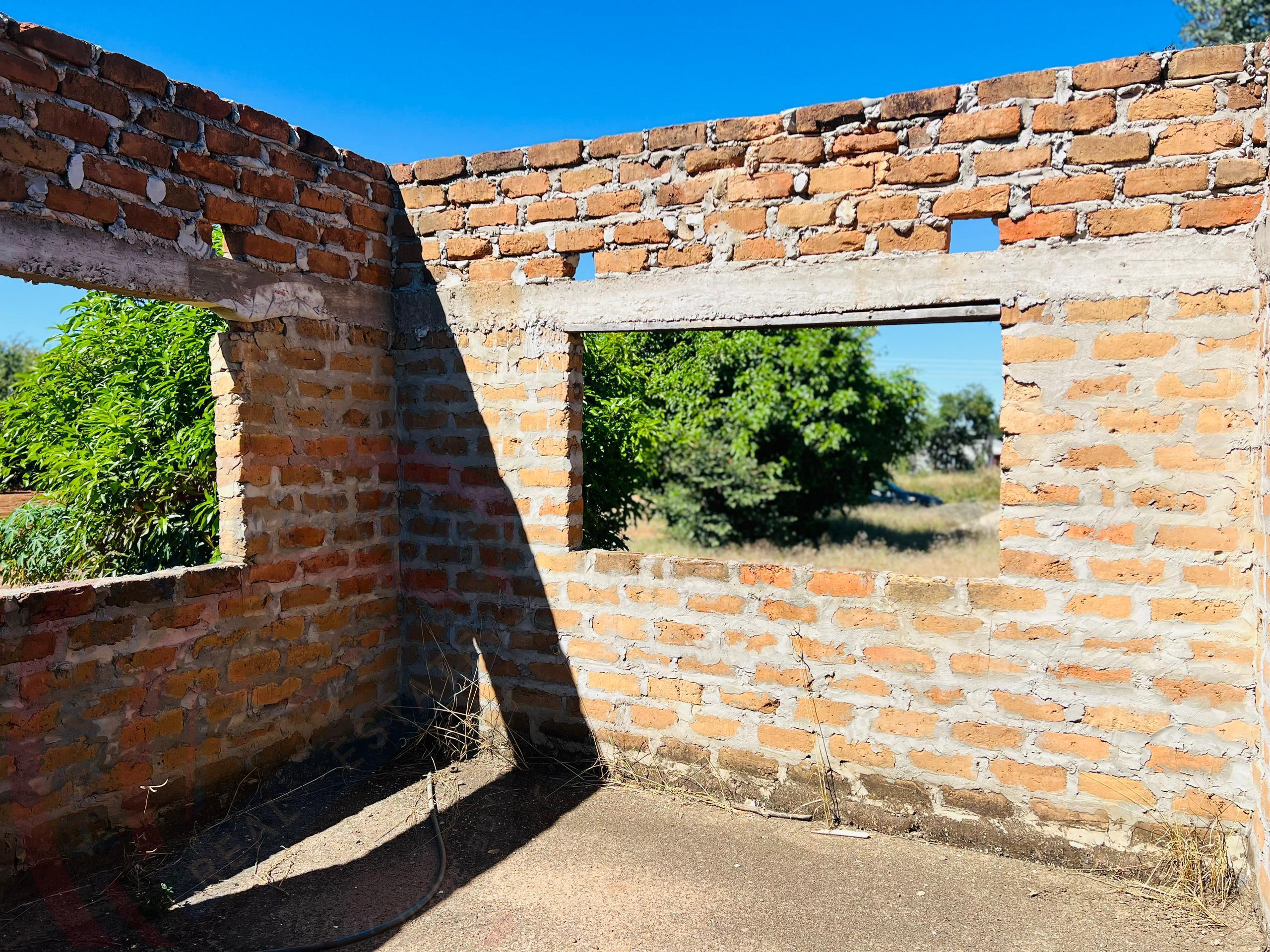 Incomplete 3 bedroom for sale in Livingstone