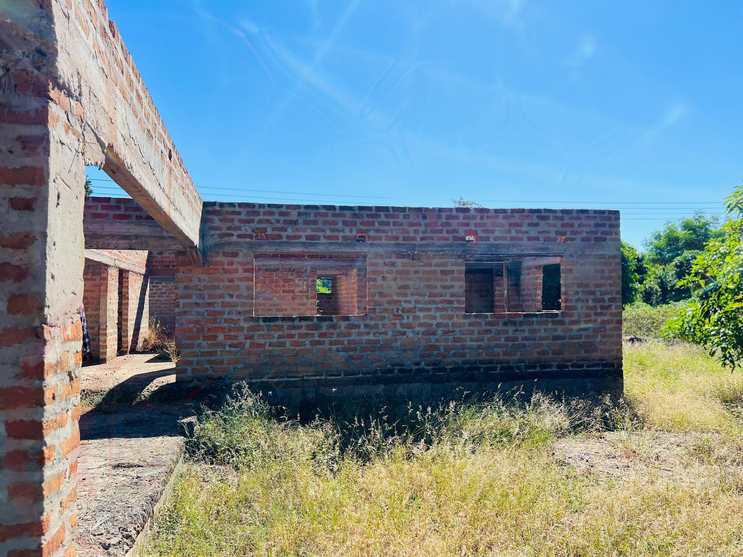 Incomplete 3 bedroom for sale in Livingstone