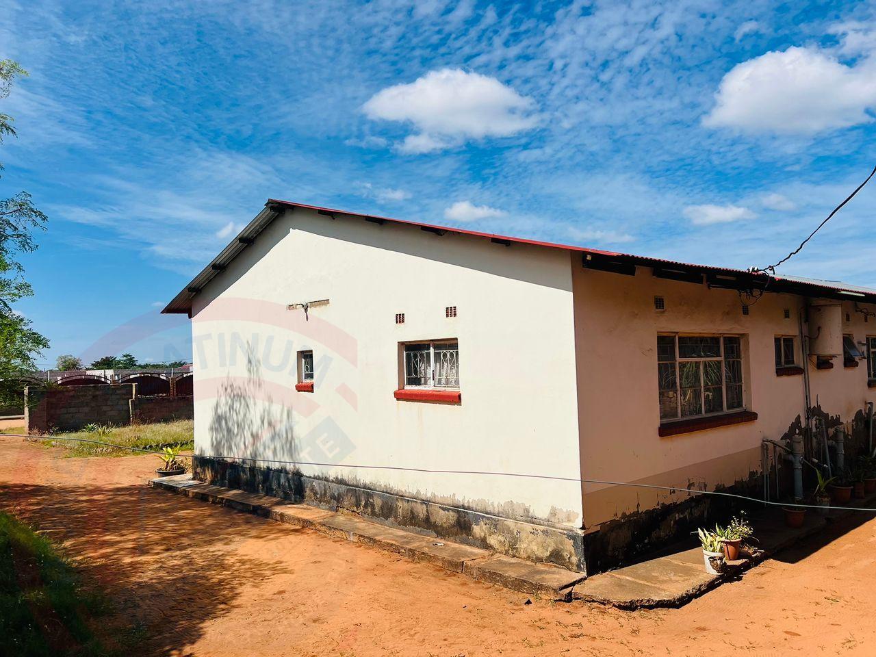 3-Bedroom semi-detcahed House on sale in Livingstone, Off Airport Road