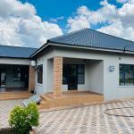 FOR RENT: Classic and Stylish Family Home